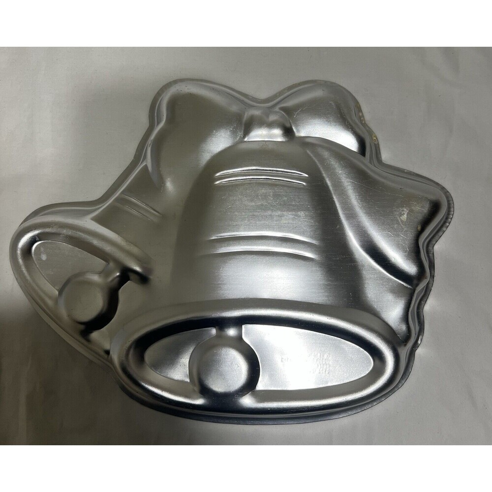 Wilton Christmas bells Cake Pan Great Vintage condition 1979 #502-1220 VGC